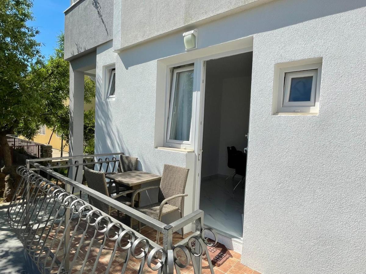 Apartmani Jasminka Vodice Eksteriør billede